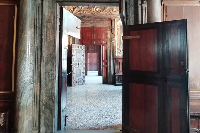Saint Marks Basilica and Doges Palace Private Tour - Tour Overview