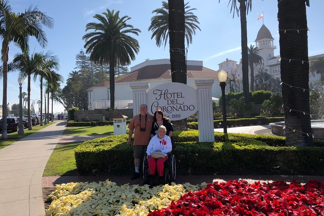 San Diego Highlights: 3-Hour Luxury Tour With Expert Guide - Tour Overview