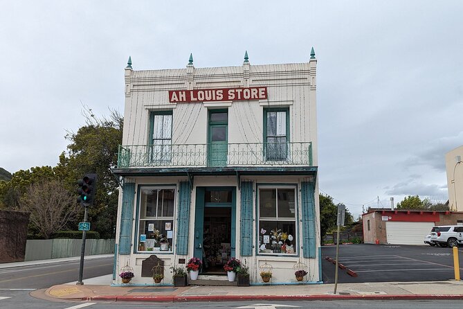 San Luis Obispo Scavenger Hunt Walking Tour and Game