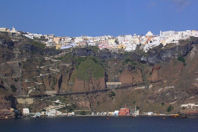 Santorini Shore Excursion: Private Tour of Oia, Fira and the Akrotiri Excavation - Itinerary Overview