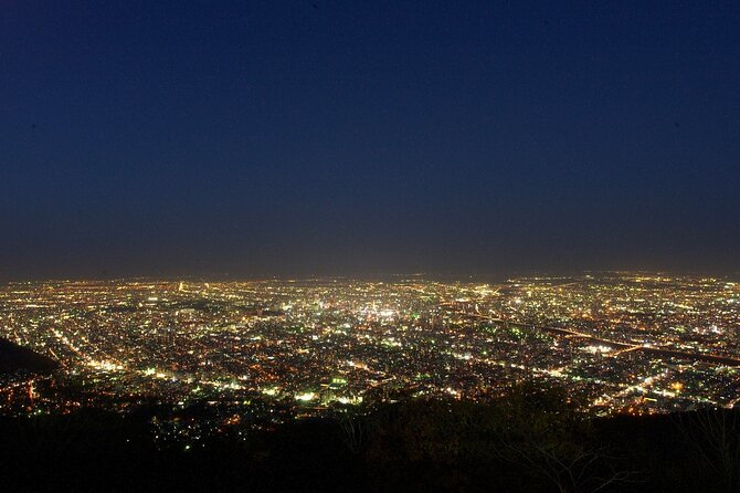 Sapporo Mt. Moiwa & Asahiyama Memorial Park Night View Trip