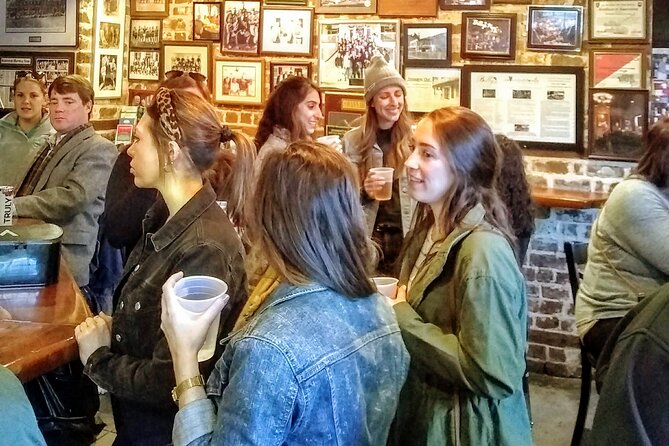 Savannah Happy Hour and History Walking Tour