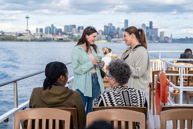 Seattle Summer Views Cruise - Amenities and Accessibility