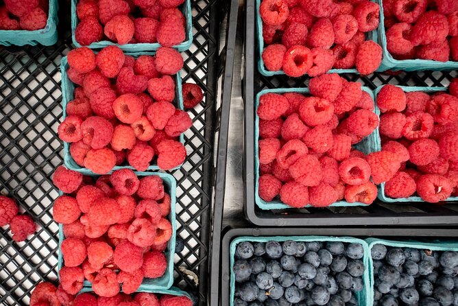Seattle’s Culinary Delights: A Tantalizing Pike Place Market Tour