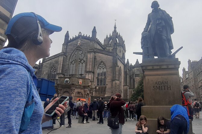 Self-Guided Audio Walking Tour in Royal Mile