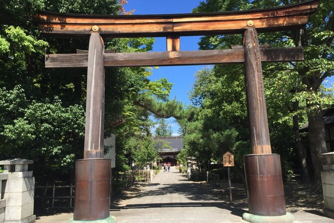 Self-Guided Scavenger Hunt: East Meets West in Nagano!