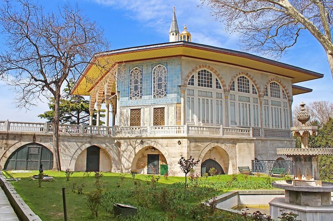 Self-guided Virtual Tour of Topkapi: The Cannon Gate