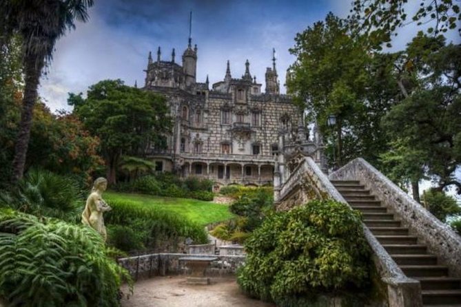 Sintra Private Tour With Visit Pena Palace & Quinta Da Regaleira