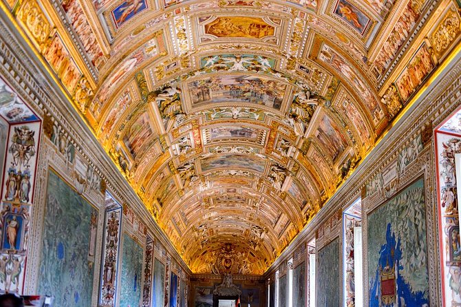 Skip the Line Tour Vatican Museum +Sistine Chapel With Guide