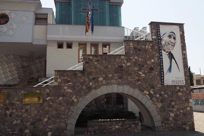 Skopje City Tour - Exploring Skopjes Old Town