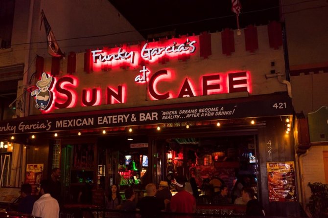 Slammin San Diego Bar Crawl Review - Included Features and Supports
