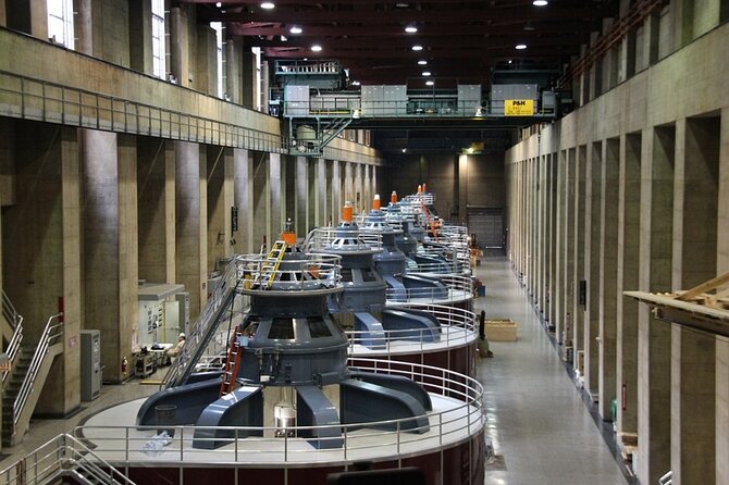 Small Group Hoover Dam, Powerplant and OCallahan Bridge Tour