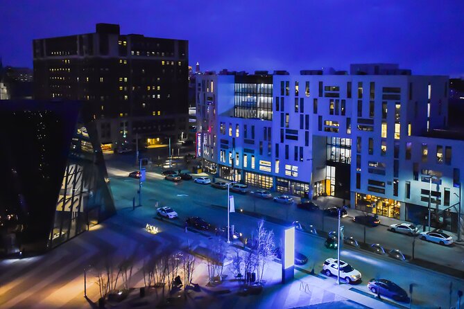 Smartphone-Guided Walking Tour of University Circle Sights & Stories