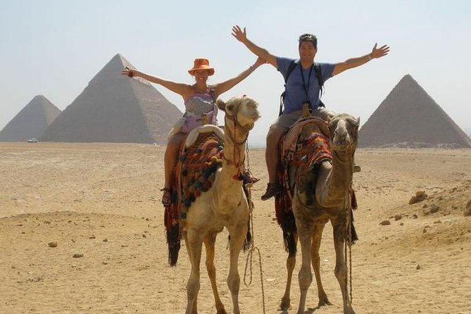 Sunset Camel Ride Near the Giza Pyramids Plateau