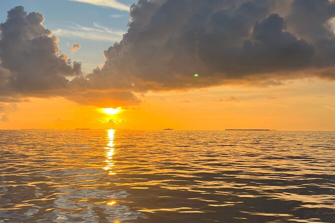 Sunset Powerboat Cruise Review: An Unforgettable Experience