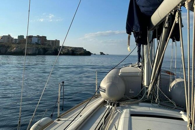 Syracuse Private Lunch on a Sailing Boat - Experience Overview