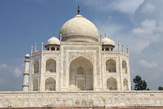 Taj Mahal City Tour by Car or Train From Jaipur