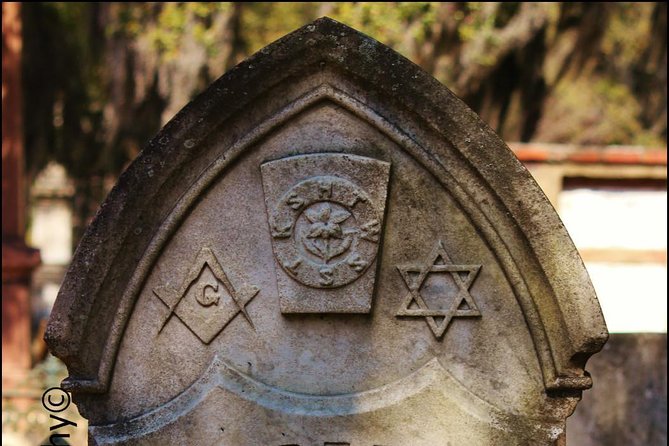 The Hidden Gem Cemetery Tour of Laurel Grove