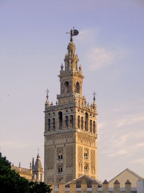 The Souls of Seville (Haunted Houses)