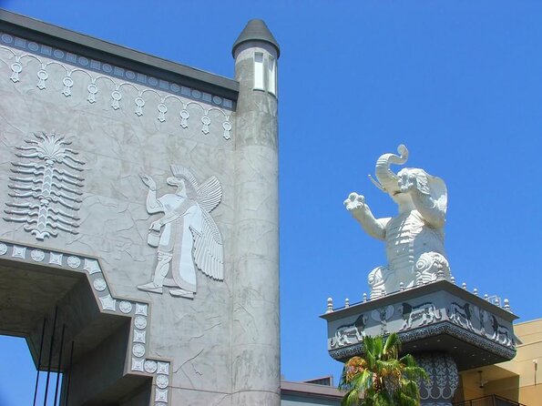 The Streets of LA: A Self-Guided Tour Review