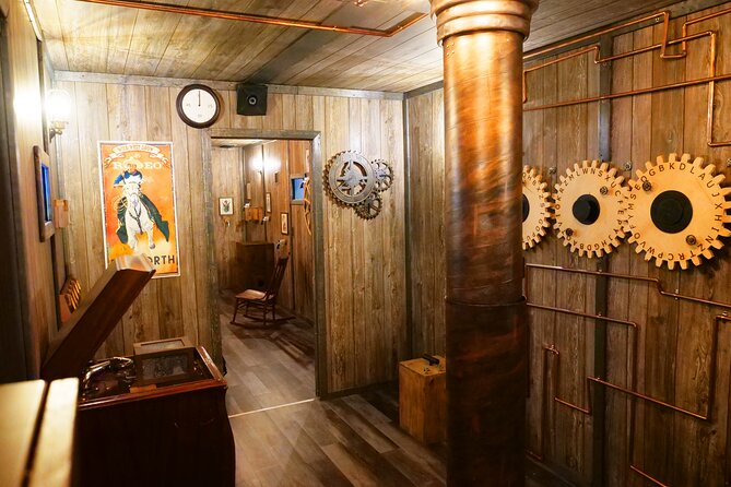 The Train Heist Adventure Escape Room - Assembling the Heist Team