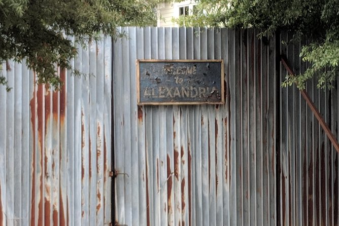 The Walking Dead: Private Film Locations Tour of Senoia