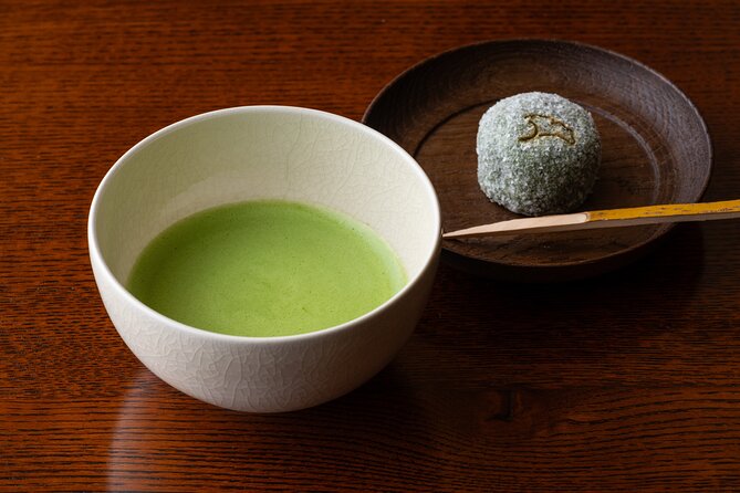 Tokyo Art Culture Tour Sannomaru Shozokan Museum & Sushi Making - Tour Overview