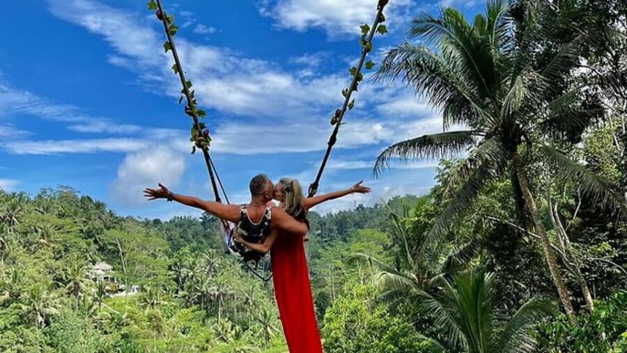 Ubud Swing & Scenic Tour: Waterfall, Temple & Rice Terraces