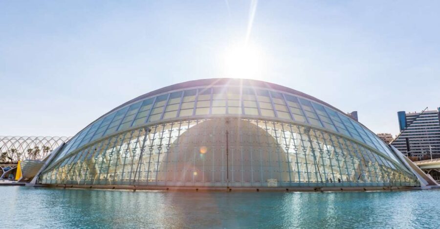 Valencia: City of Arts and Science 3D Movie at Hemisfèric