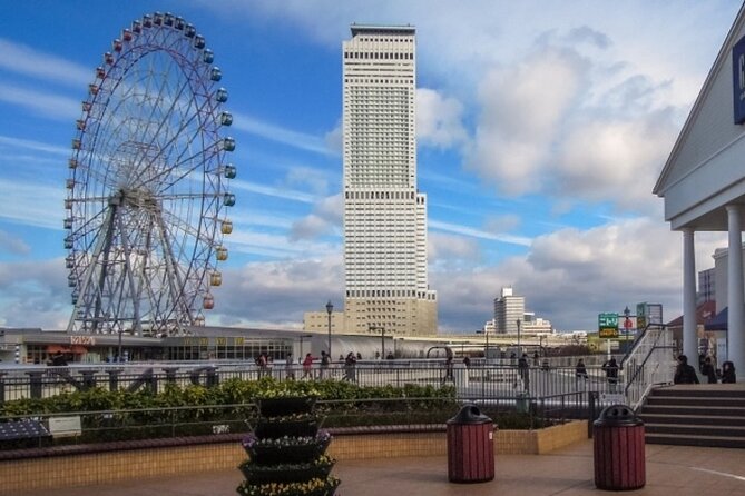 Wakayama Castle and Kuroshio Market 1 Day Tour - Exploring Wakayama Castle
