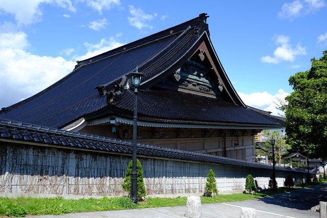 Walk Around Hakodates Hidden Spots Guided by Local Residents