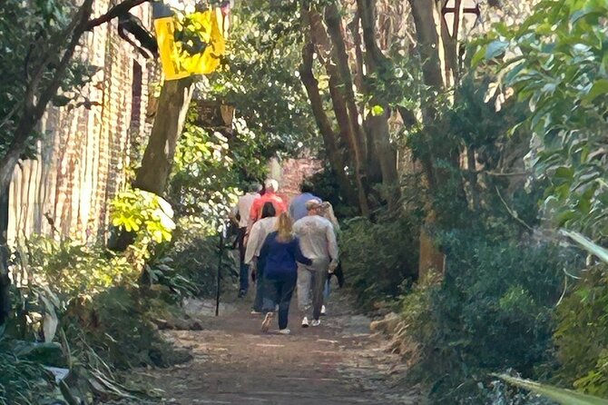 Walk Through Time With a Native on Our Charm of Charleston Tour