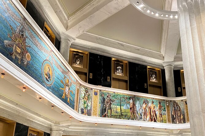Walking Tour: Historic Chicago Pubs in River North and the Loop