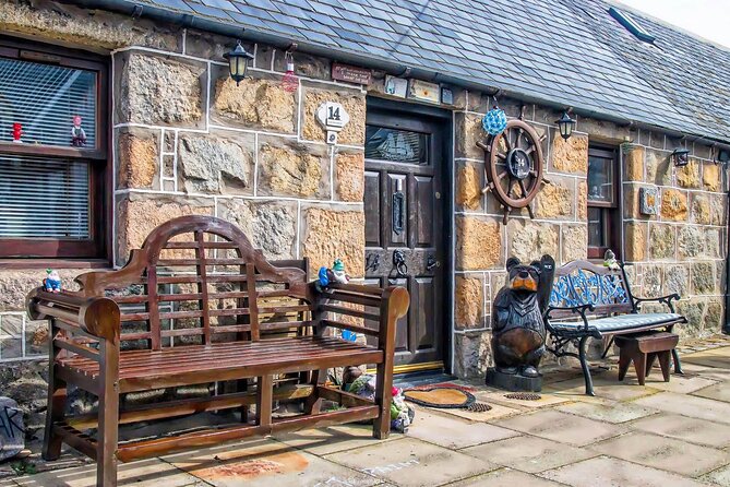 Welcome to Aberdeen: Private 2-hour Highlights Walking Tour - Pricing Details