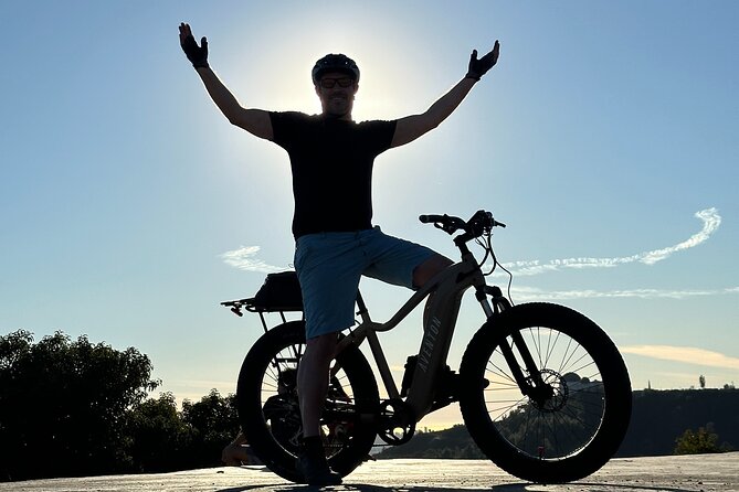 Wild Backside of Griffith Park and LA River by Luxury E-Bike - Meeting and Pickup