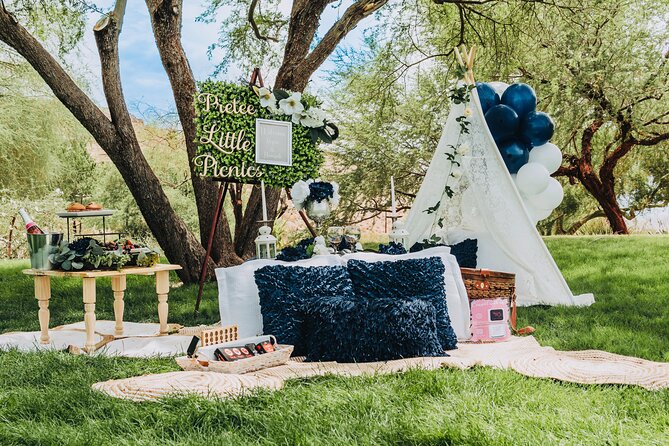 Your Luxury Picnic Experience in Exploration Peak Park