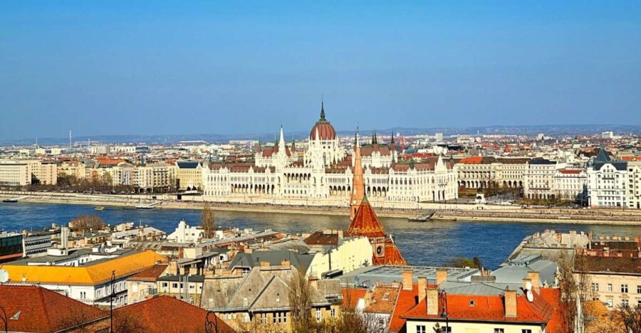 Zagreb to Budapest Private Transfer by Minivan