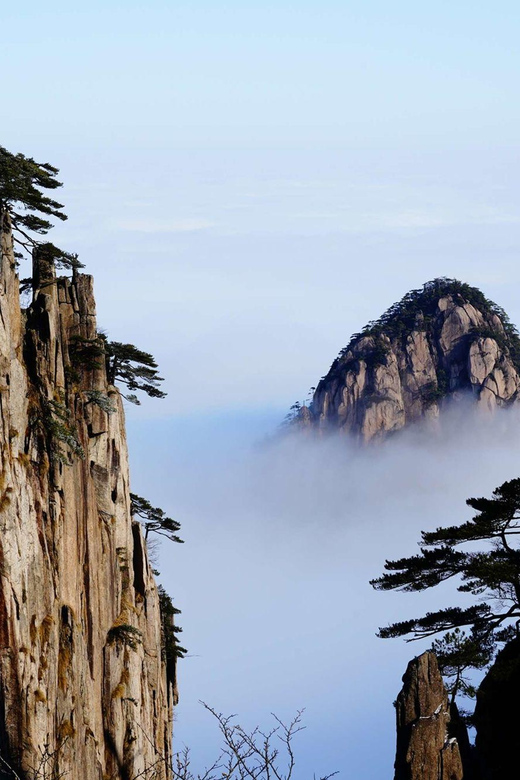 Zhangjiajie National Forest Park MT. Tianzi and Yuanjiajie