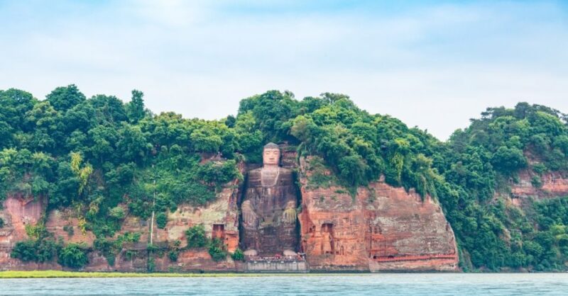 1-Day Tour：Discovering Pandas & the Majestic Giant Buddha - Itinerary at a Glance