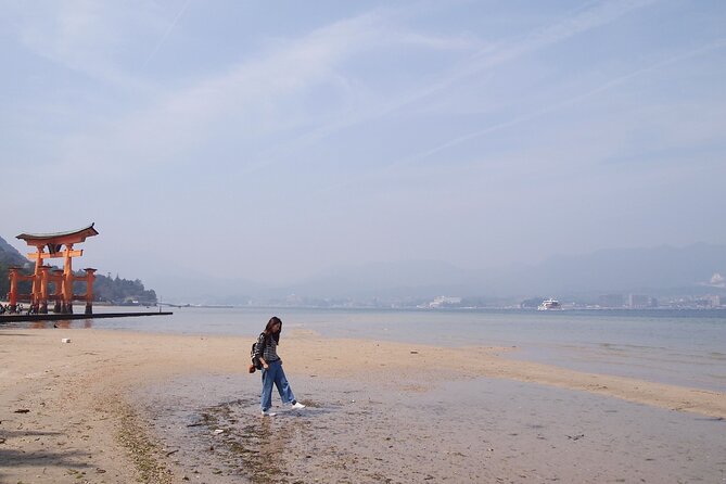 1 Hour Private Photoshoot in Hiroshima - Included Services