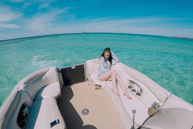 10 Passenger Pontoon Boat Rentals in Crab Island - Amenities and Restrictions