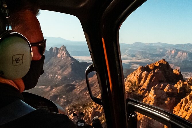 100 Mile Zion National Park Panoramic Helicopter Flight - Breathtaking Views From the Skies