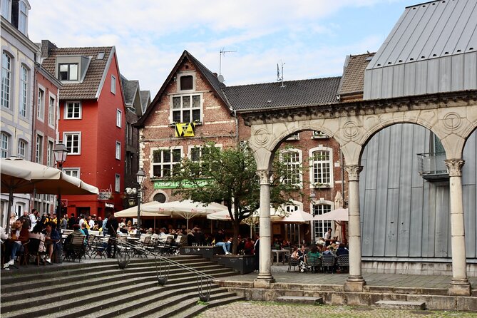 2-Hour Guided Walking Tour in Aachen - Accessibility and Participation