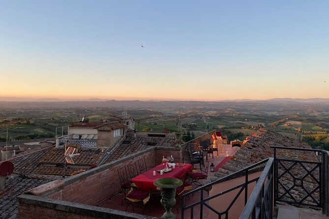 3-Hour Private Dinner in a Medieval Tower in San Gimignano - Exploring the Medieval Tower
