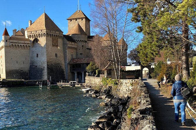 3-Hour Private Walking Tour in Geneva - Lakeside Promenade