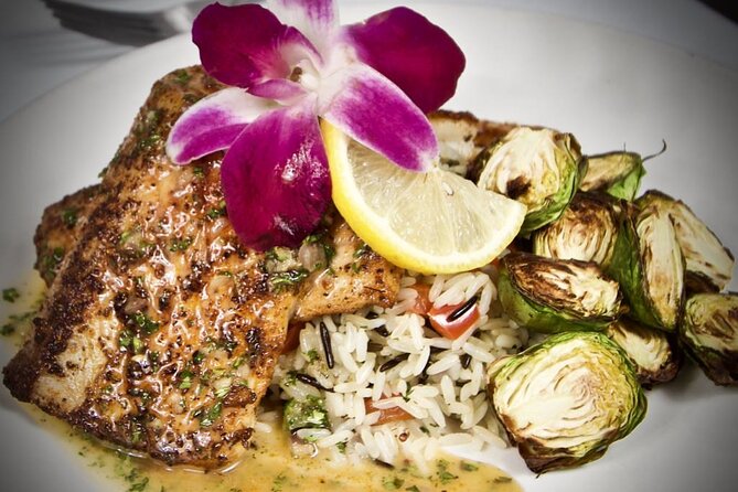 3 Hour Sunset Valentine Dinner Cruise in Miramar Beach - Dining Experience