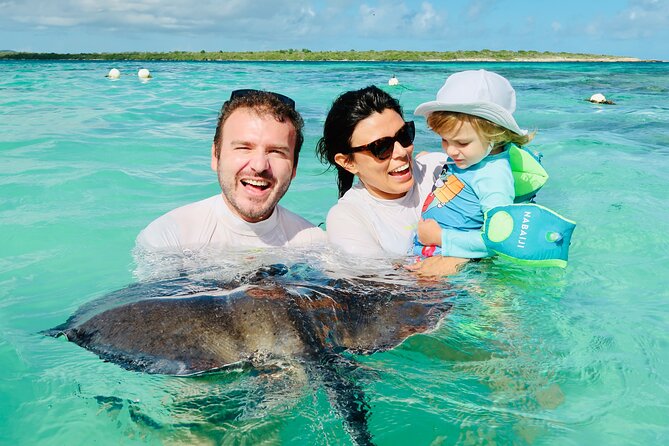 3-Hours Stingray City - Transfer, Spanish-Italian Guide Included - Whats Included in the Experience
