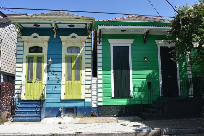 45 Minute Highlights of the Marigny Triangle - Accessibility and Inclusions