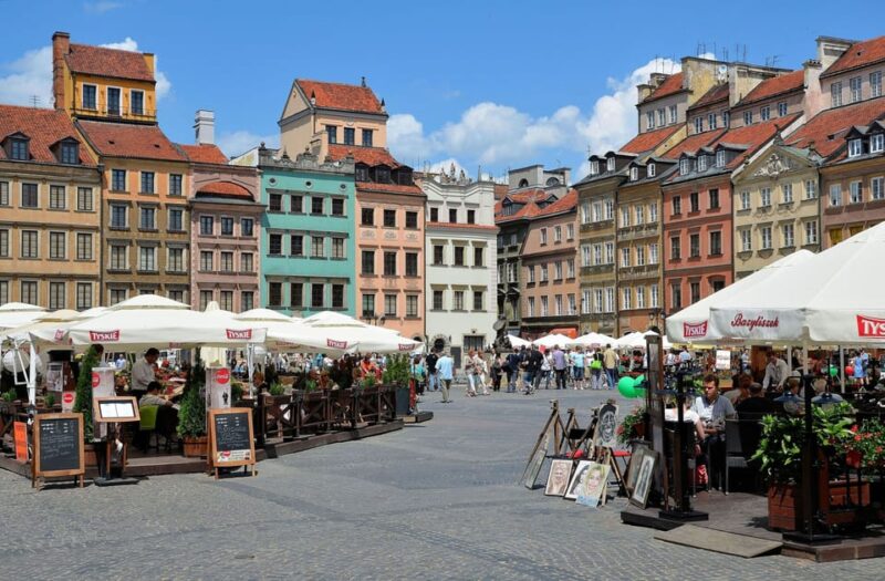 5 Hour: Warsaw Old Town, Royal Castle and Uprising Museum - Highlights of the Tour