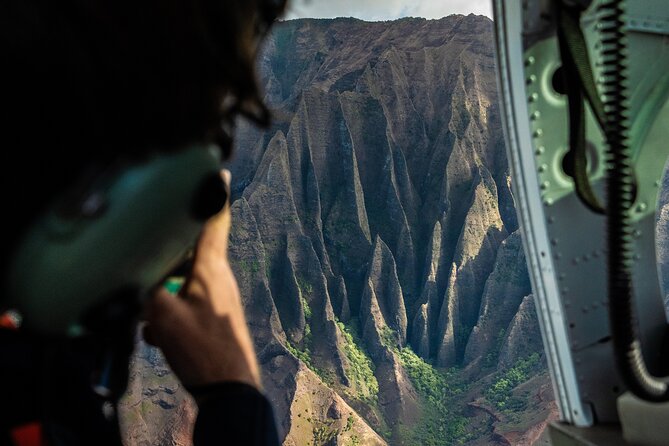 60-minute Guided Doors-Off Helicopter Tour in Kauai - Highlights of the Experience